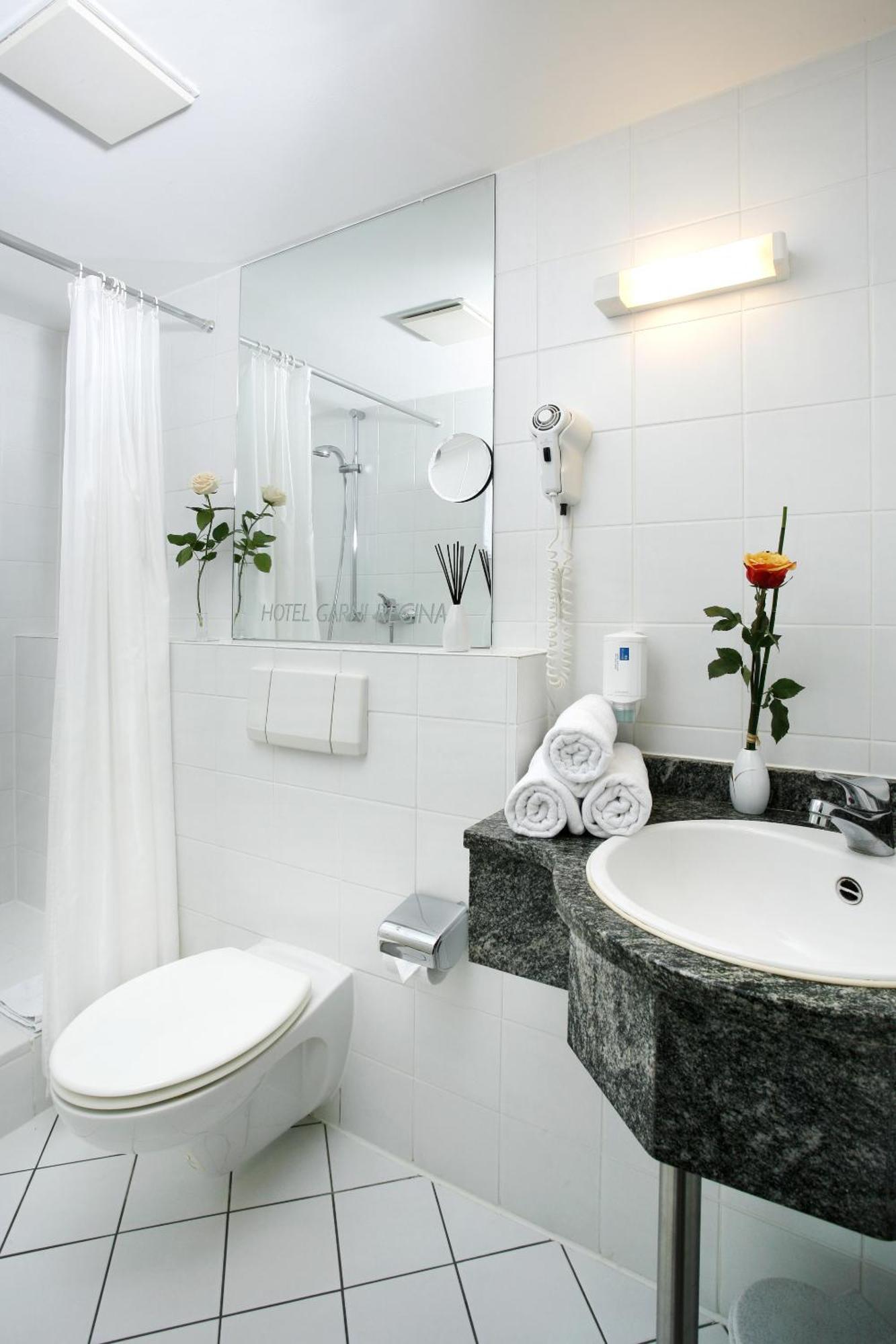 Single Room with Private Bathroom,1552785328:JPEG